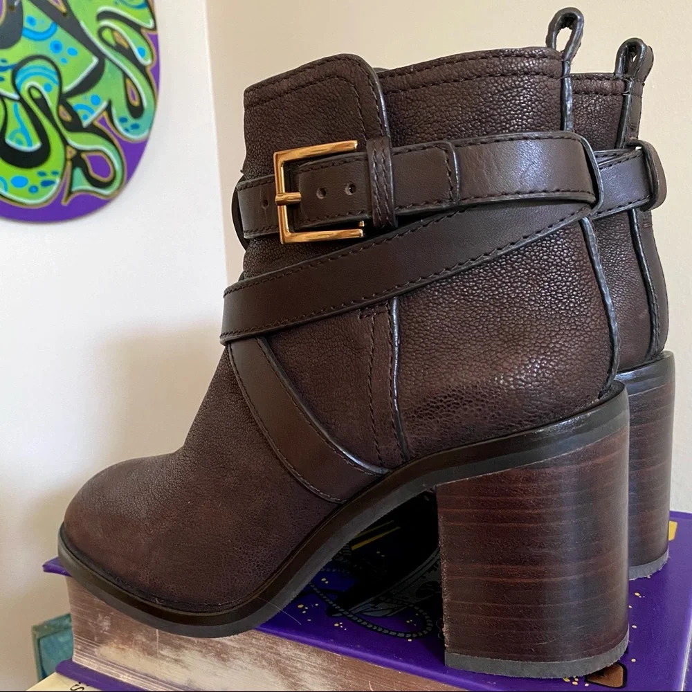 Tory Burch Hastings Heeled Leather Ankle Boots w/ Wrap Around Ankle Straps